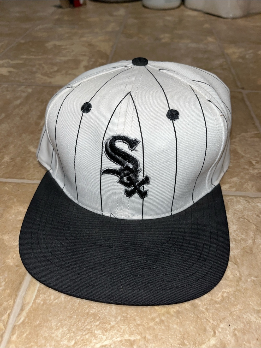 Genuine Merchandise Chicago White Sox White Pinstripe Snapback Hat